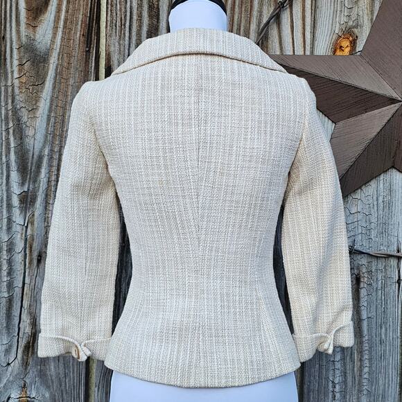 Tweed Blazer WHBM Size 0 Button Front Beige Flap Pockets Crop 3/4 Sleeve Jacket - Picture 4 of 11